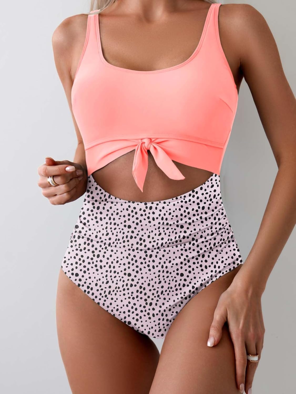 Women's One-Piece Swimsuit Tummy Control Cutout Tie Knot Bathing Suit with Scoop Neck & U-Back
